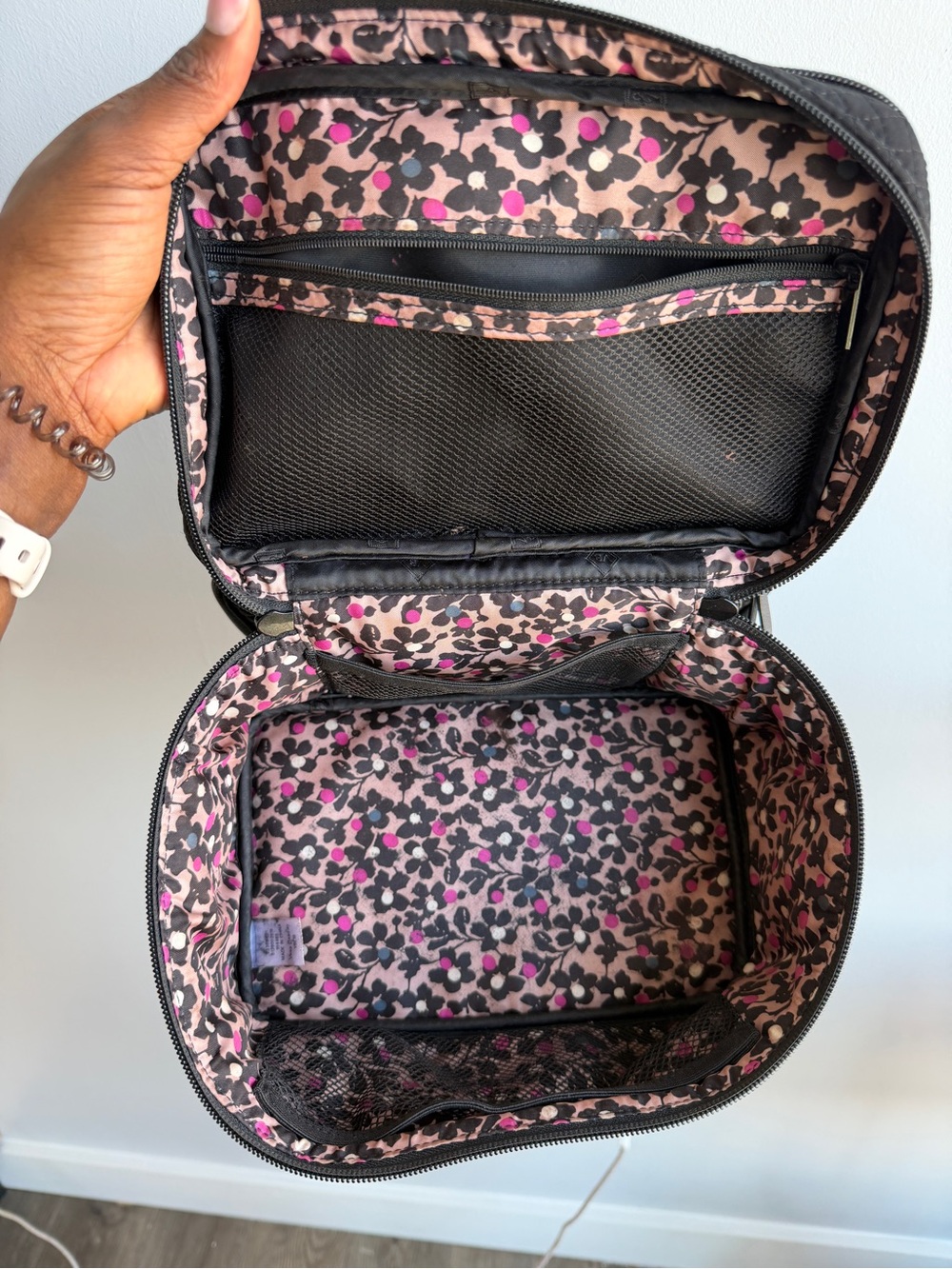 Vera Bradley Black Quilted Travel Cosmetic Case with Top Handle - Picture 7 of 7